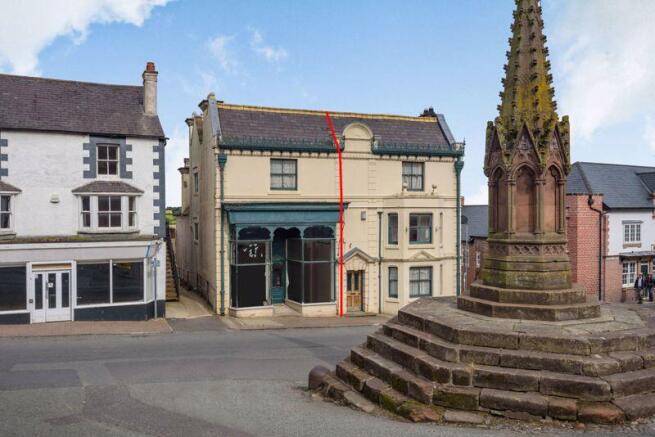 3 bed property, in Church Street, £150,000