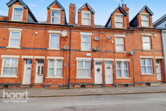 3 bed property, in Berridge Road, £190,000