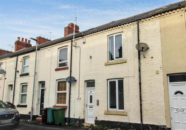 4 bed property, in 59 Henry Street, £150,000