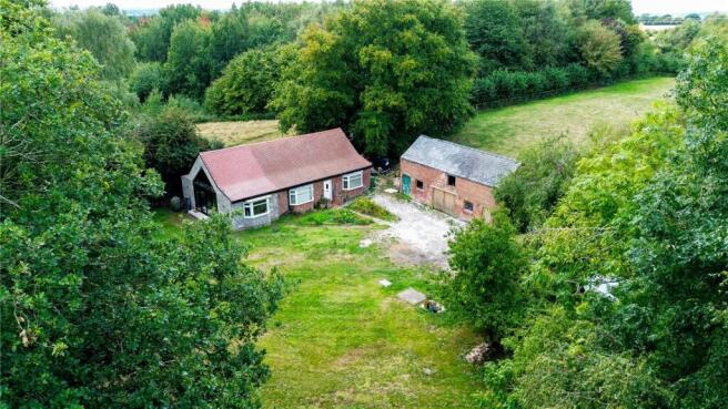 4 bed property, in Manley Road, £650,000