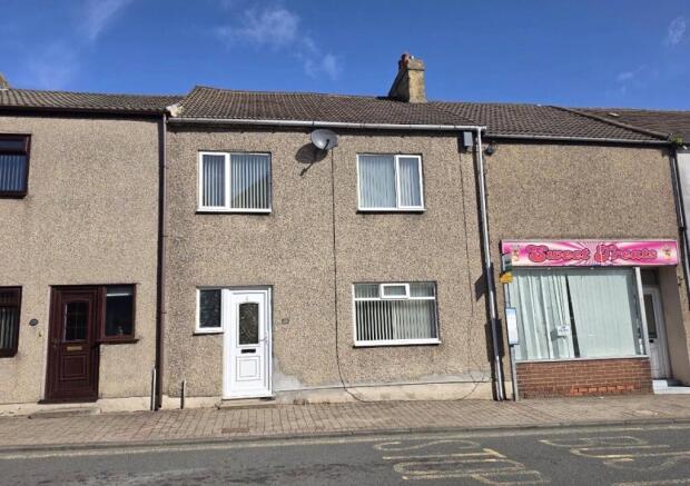 3 bed property, in High Street, £47,000