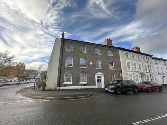 2 bed property, in Watton, £145,000