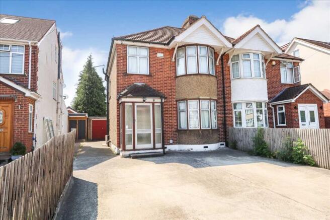3 bed property, in Shaggy Calf Lane, £650,000
