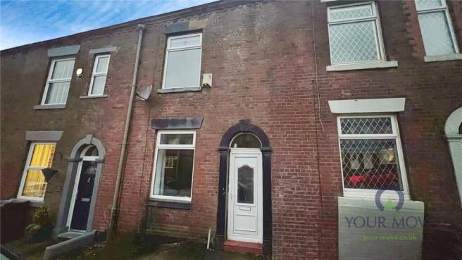 2 bed property, in Ripponden Road, £120,000