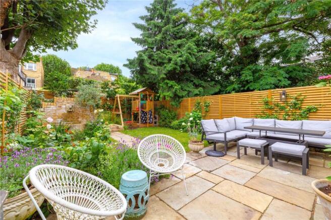 5 bed property, in Cloncurry Street, £2,750,000