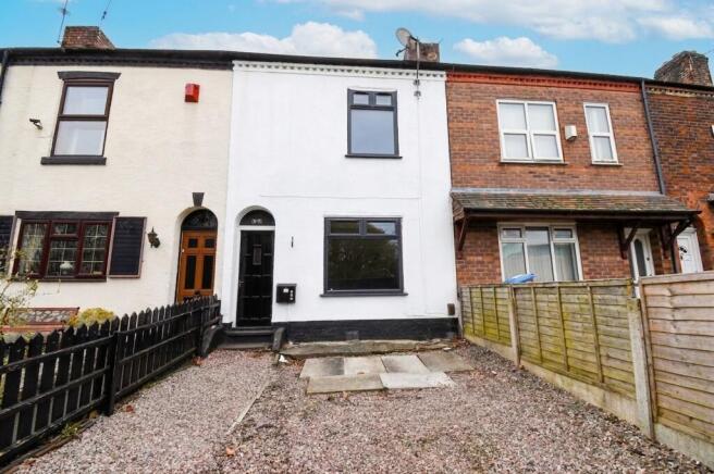 2 bed property, in Hampden Grove, £200,000