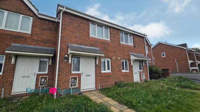 2 bed property, in Holyhead Close, £65,000