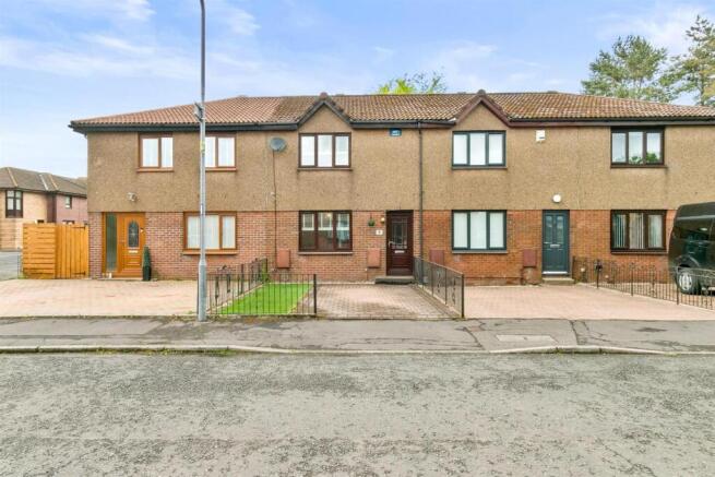 2 bed property, in Levencroft Mews, £150,000