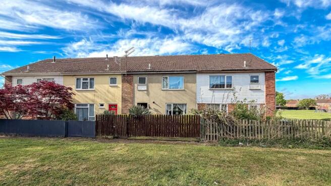3 bed property, in Westfields, £155,000