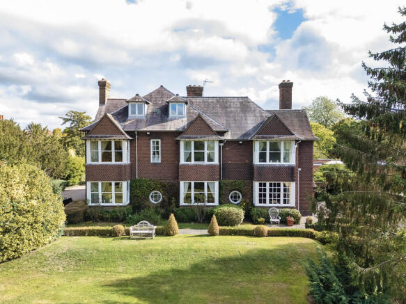 10 bed property, in Blagreaves Lane, £1,850,000