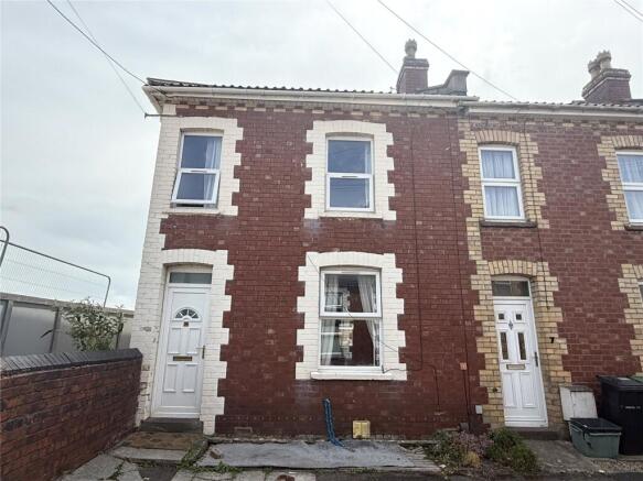 3 bed property, in Mendip View Avenue, £310,000