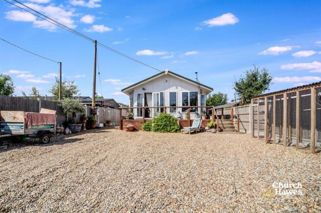 3 bed property, in Bridgemarsh Lane, £275,000