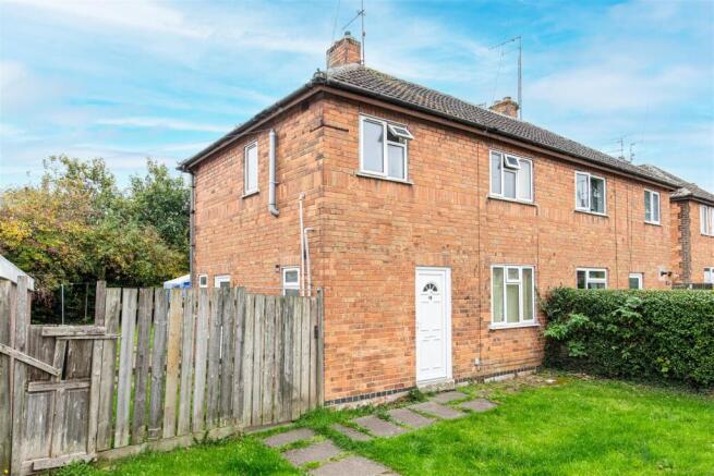 3 bed property, in Kelvin Grove, £220,000