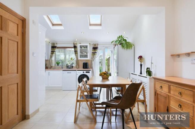 3 bed property, in Ridge Road, £550,000