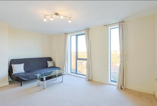 1 bed property, in Conrad Court, £265,000