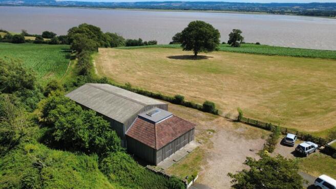 4 bed property, in Barn Conversation at Hop House, £425,000