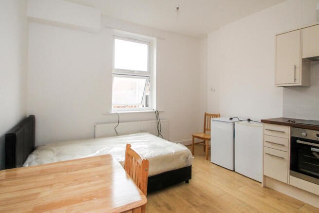 Land, in Holloway Road, £185,000