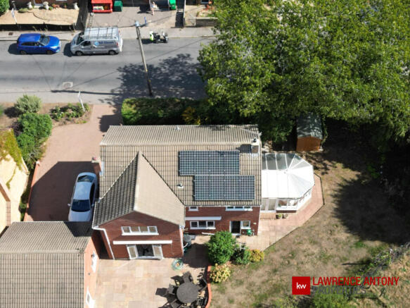4 bed property, in Mell Road, £500,000