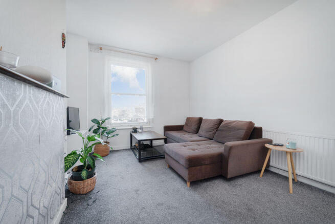 2 bed property, in Shirland Road, £675,000
