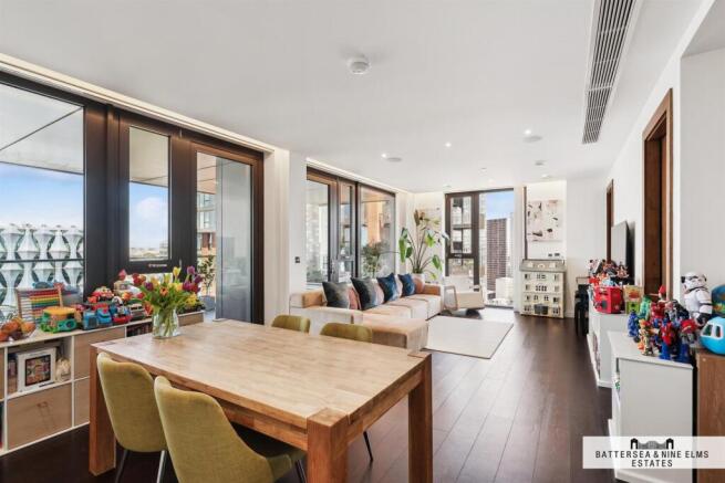3 bed property, in Madeira Tower, £1,890,000