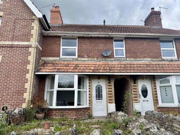 2 bed property, in Springfield Terrace, £205,000