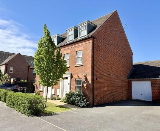 4 bed property, in Harriet Gurney Lane, £550,000