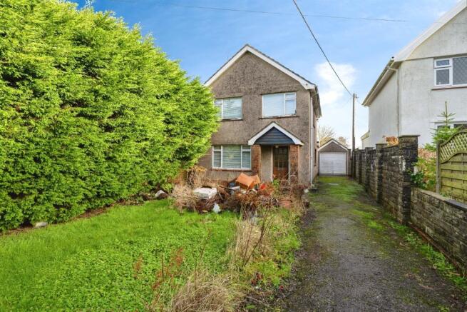 3 bed property, in Gowerton Road, £230,000