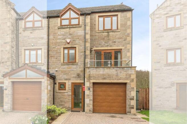 4 bed property, in Victoria Mills, £450,000