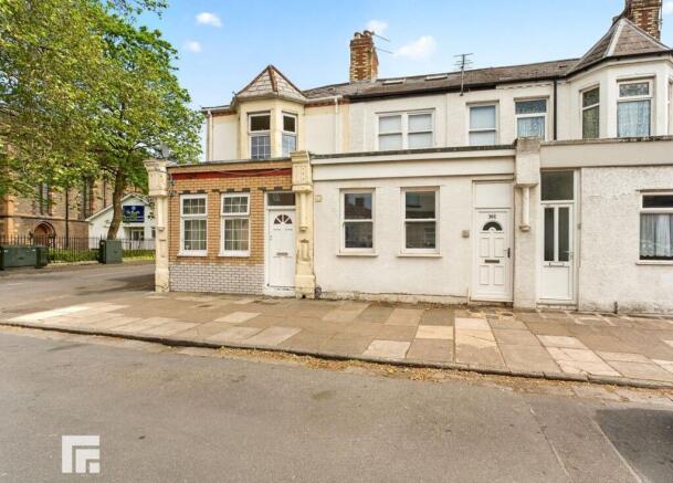 1 bed property, in Paget Street, £125,000