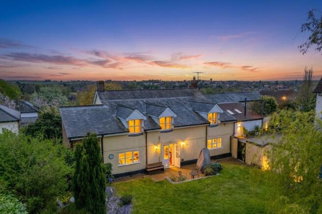 5 bed property, in Mill Lane, £1,250,000