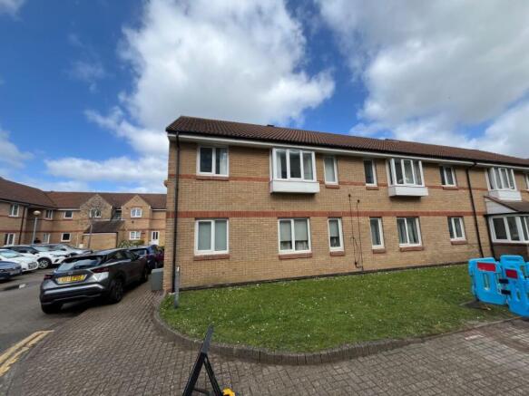 1 bed property, in 33 Trawler Road, £55,000