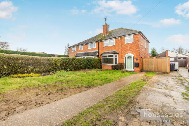 3 bed property, in Grantham Road Bracebridge Heath, £210,000