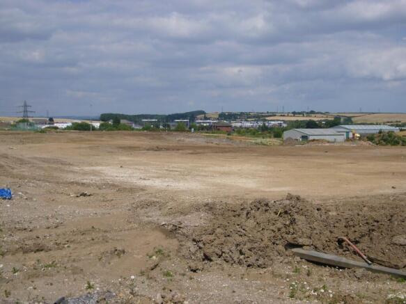 Land, in Onward Park Warren Road Scunthorpe DN15 6XH, £75,000
