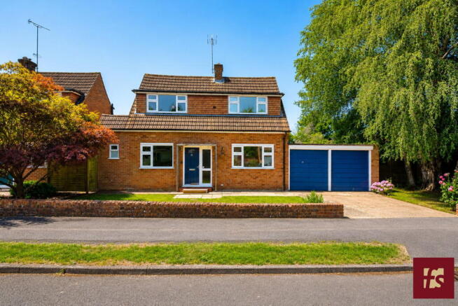 3 bed property, in Lea Croft, £600,000