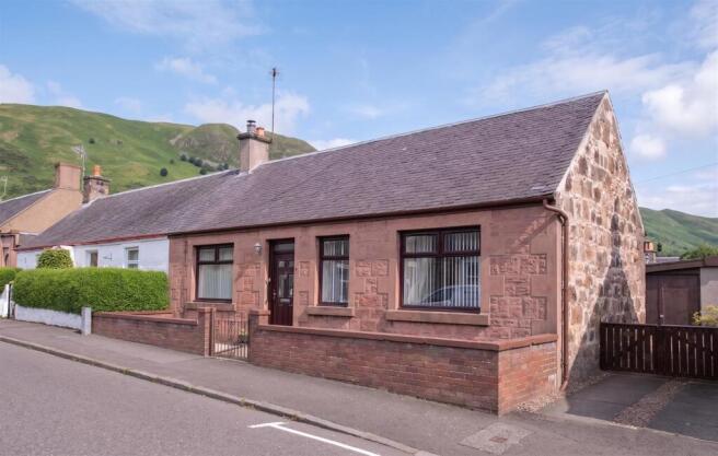 2 bed property, in 41 Ochil Street, £195,000