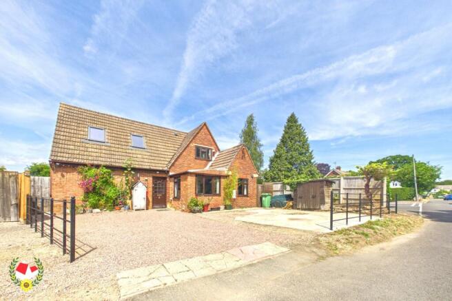 4 bed property, in Rea Lane, £450,000