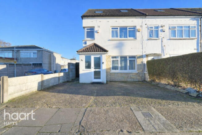4 bed property, in Gledwood Drive, £625,000