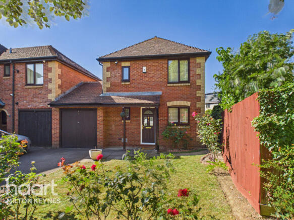 4 bed property, in Aldrich Drive, £400,000