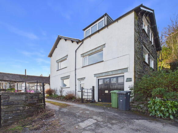 3 bed property, in Station Road, £475,000
