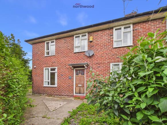 3 bed property, in Chestnut Avenue, £180,000