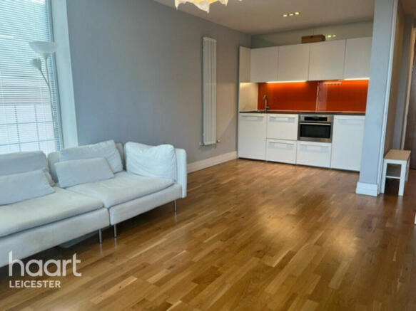 1 bed property, in East Bond Street, £125,000