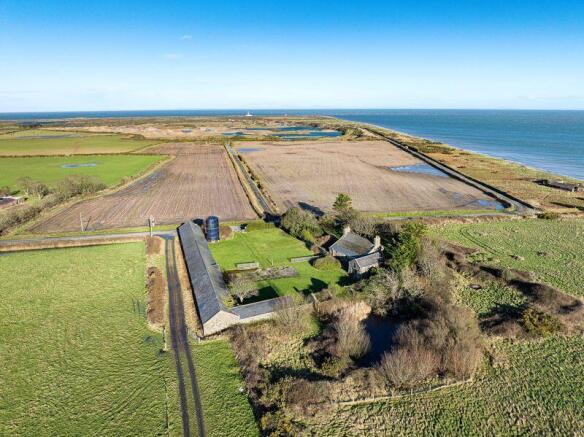 1 bed property, in Ballacallow, £565,000