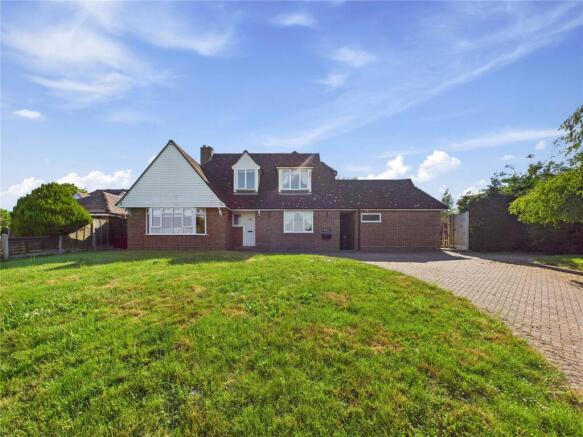 3 bed property, in Bacons Lane, £650,000