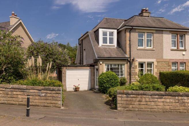 3 bed property, in 2 Belmont Crescent, £440,000