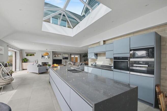 4 bed property, in Church Road, £1,150,000