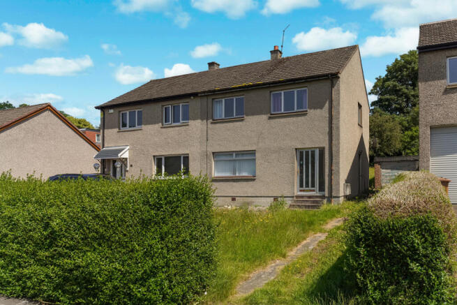 3 bed property, in 14 Highfield Avenue, £260,000