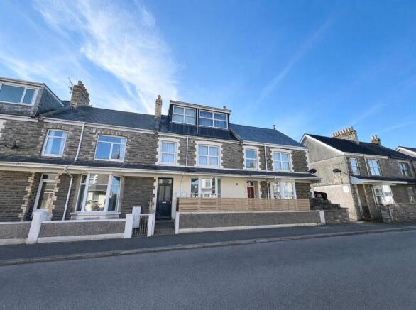 1 bed property, in 20 Jubilee Street, £140,000