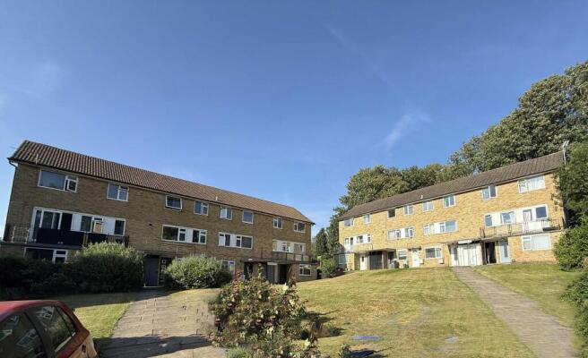 7 bed property, in Dymchurch House &, £425,000
