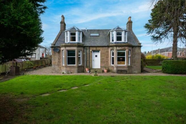 4 bed property, in Lawton Road, £285,000