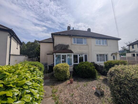 3 bed property, in Northfield Crescent, £180,000